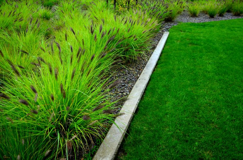 Lawn Edging Service Pricing — Cost of Lawn Edging Service